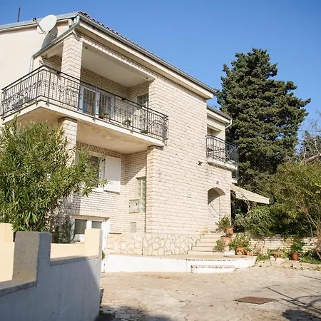 Villa Claudia Beach Apartment Premantura Extérieur photo