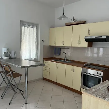 Villa Claudia Beach Apartment Premantura Extérieur photo